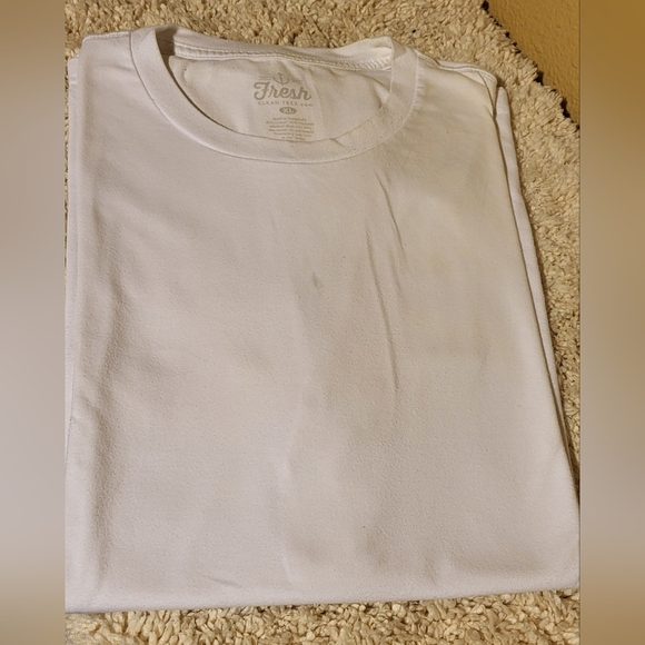 White Fresh Clean Tee - Picture 2 of 2